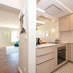 Διαμέρισμα Av. Da Liberdade Comfortable With Balcony *