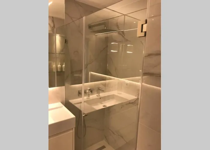 아파트 Av. Da Liberdade Comfortable With Balcony