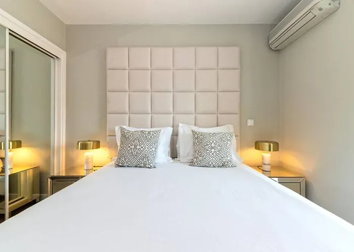 아파트 Av. Da Liberdade Comfortable With Balcony