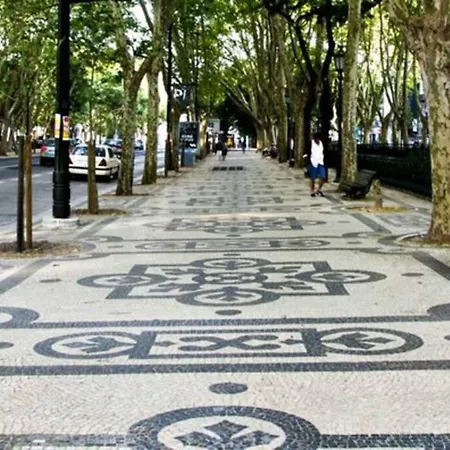 Av. Da Liberdade Comfortable With Balcony * Lisboa