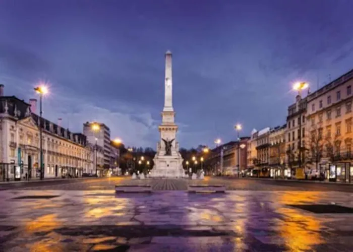 Av. Da Liberdade Comfortable With Balcony Διαμέρισμα