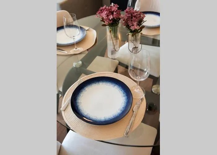 Av. Da Liberdade Comfortable With Balcony Διαμέρισμα