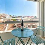 Apartment Av. Da Liberdade Comfortable With Balcony Lisbon
